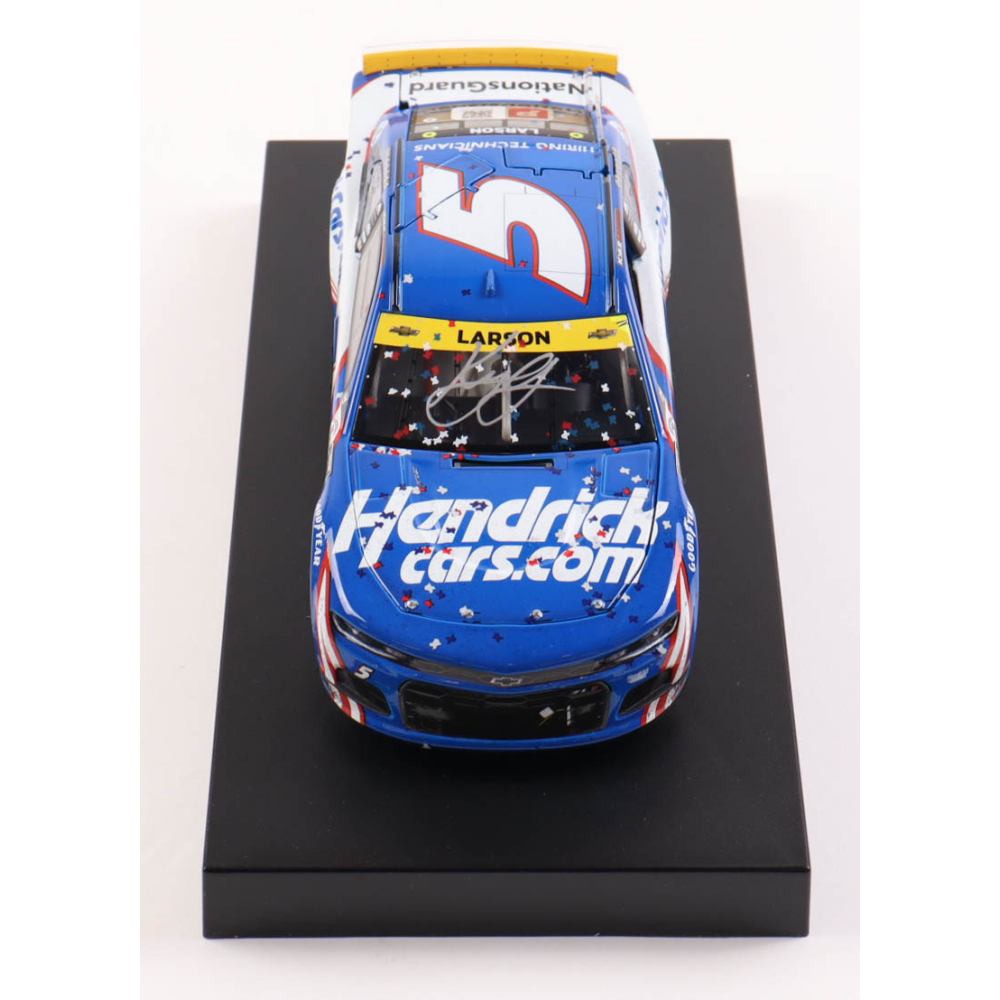 Kyle Larson Signed 2021 NASCAR 5 Texas Win 124