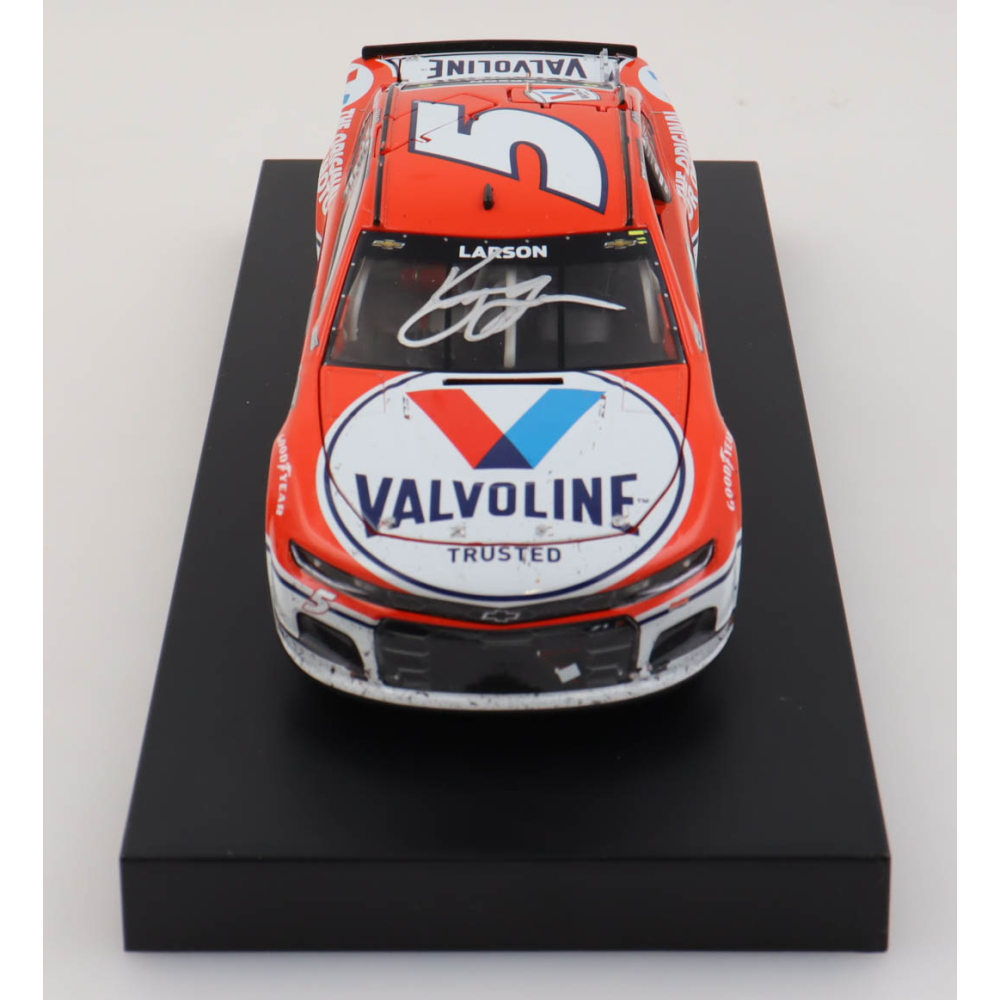 Kyle Larson Signed 2021 NASCAR 5 Vaolvoline Nashville Win 124