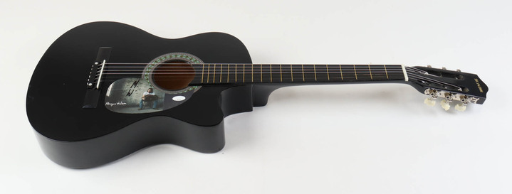 Morgan Wallen Signed 38" Acoustic Guitar (JSA) at PristineAuction.com Morgan Wallen Signed 38" Acoustic Guitar (JSA) at PristineAuction.com