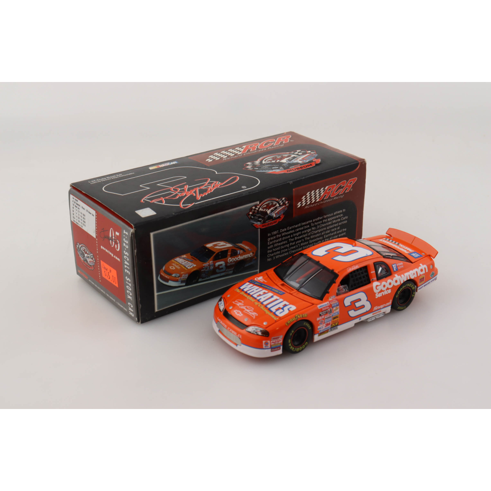 Talladega Nights Costume Dale Earnhardt LE NASCAR #3 GM