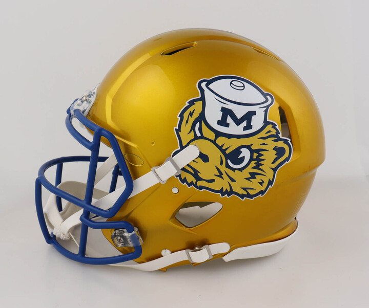 Aidan Hutchinson Signed Michigan Wolverines Full-Size Authentic On-Field Flash Alternate Speed Helmet (Beckett) at PristineAuction.com Aidan Hutchinson Signed Michigan Wolverines Full-Size Authentic On-Field Flash Alternate Speed Helmet (Beckett) at PristineAuction.com