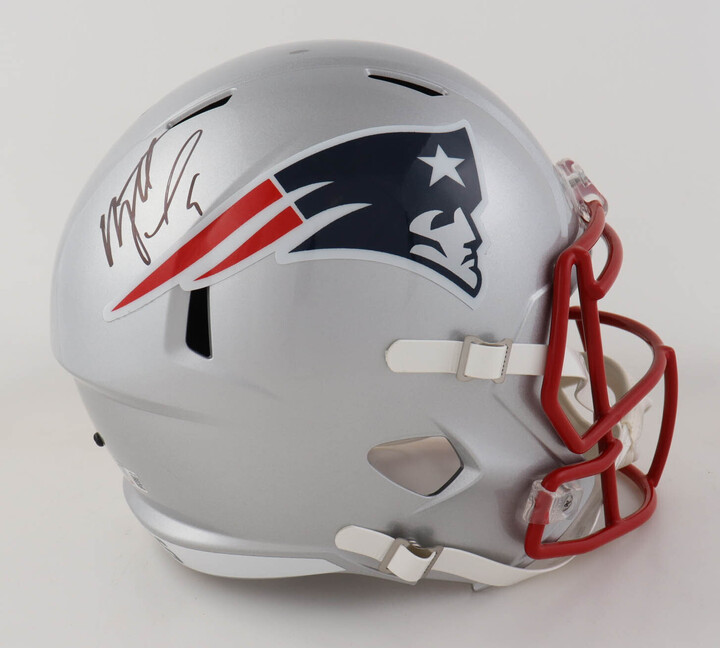 Matthew Judon Signed Patriots Full-Size Speed Helmet (Beckett) at PristineAuction.com Matthew Judon Signed Patriots Full-Size Speed Helmet (Beckett) at PristineAuction.com