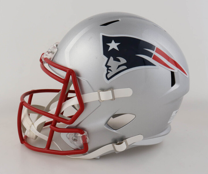 Matthew Judon Signed Patriots Full-Size Speed Helmet (Beckett) at PristineAuction.com Matthew Judon Signed Patriots Full-Size Speed Helmet (Beckett) at PristineAuction.com