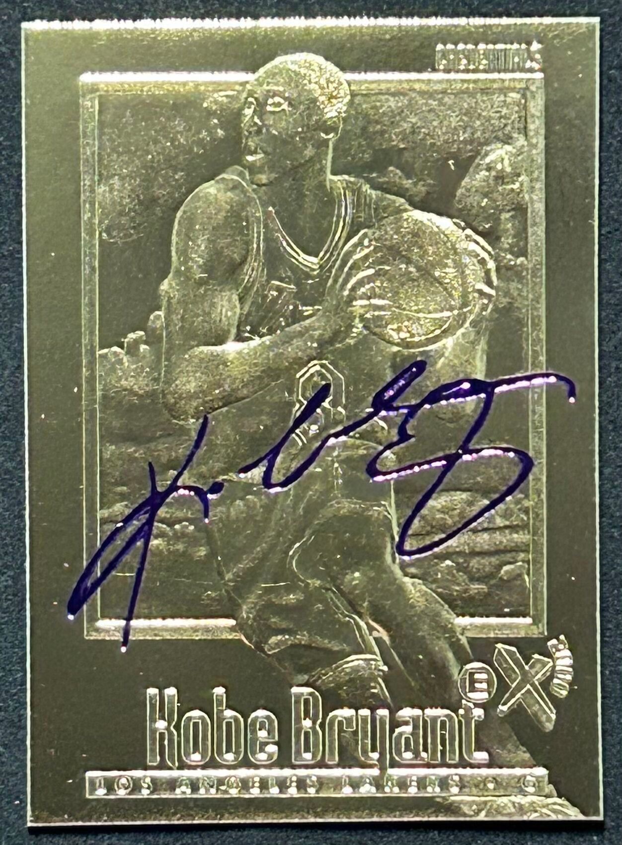 Kobe Bryant 1996-97 Skybox EX 2000 Purple Signature 23KT Gold RC #24148 at PristineAuction.com Kobe Bryant 1996-97 Skybox EX 2000 Purple Signature 23KT Gold RC #24148 at PristineAuction.com