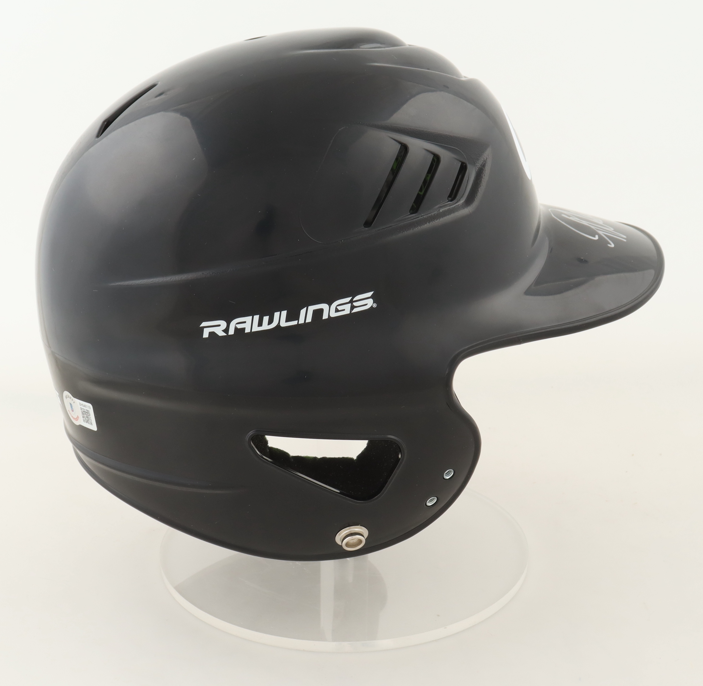 Patrick Wisdom Signed Cubs Full-Size Authentic On-Field Batting Helmet (Beckett) at PristineAuction.com Patrick Wisdom Signed Cubs Full-Size Authentic On-Field Batting Helmet (Beckett) at PristineAuction.com