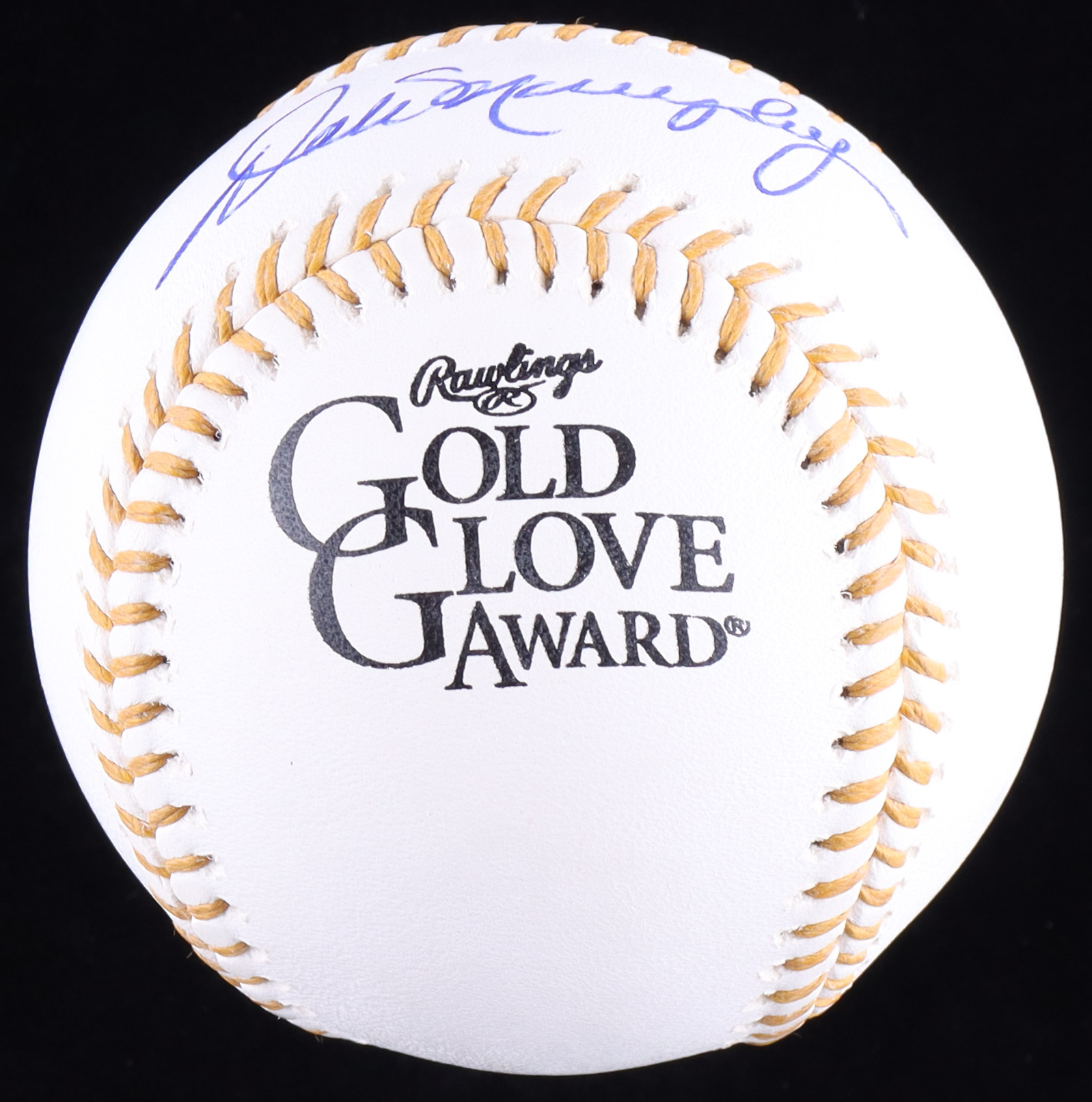 Dale Murphy Signed Gold Glove Award Baseball (Schwartz) at PristineAuction.com Dale Murphy Signed Gold Glove Award Baseball (Schwartz) at PristineAuction.com