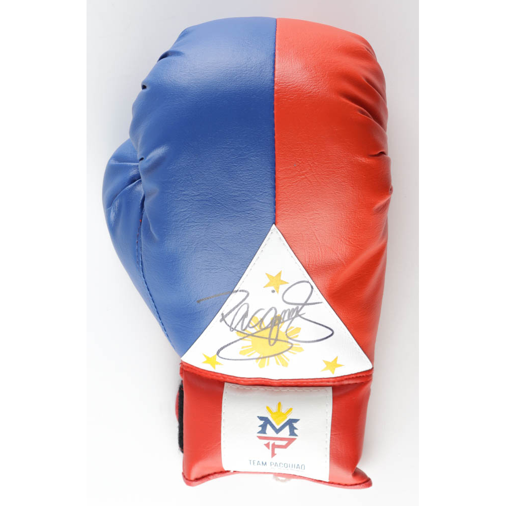Manny Pacquiao Signed Team Pacquiao Boxing Glove (Pacquiao) Pristine