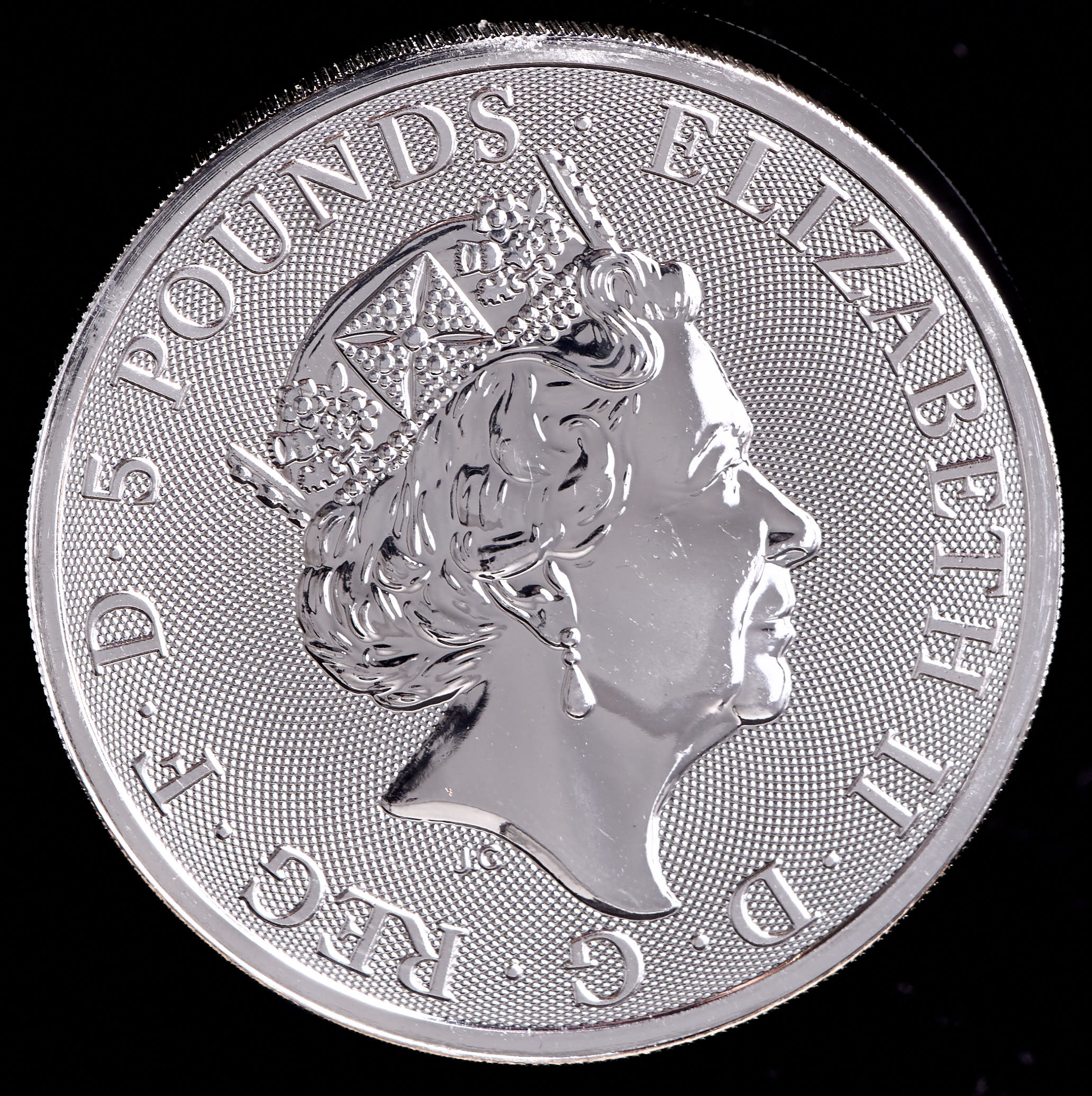 2023 Great Britain Queen's Beasts "Yale of Beaufort" 2 Oz. .999 Fine Silver 5 Pound Coin at PristineAuction.com 2023 Great Britain Queen's Beasts "Yale of Beaufort" 2 Oz. .999 Fine Silver 5 Pound Coin at PristineAuction.com