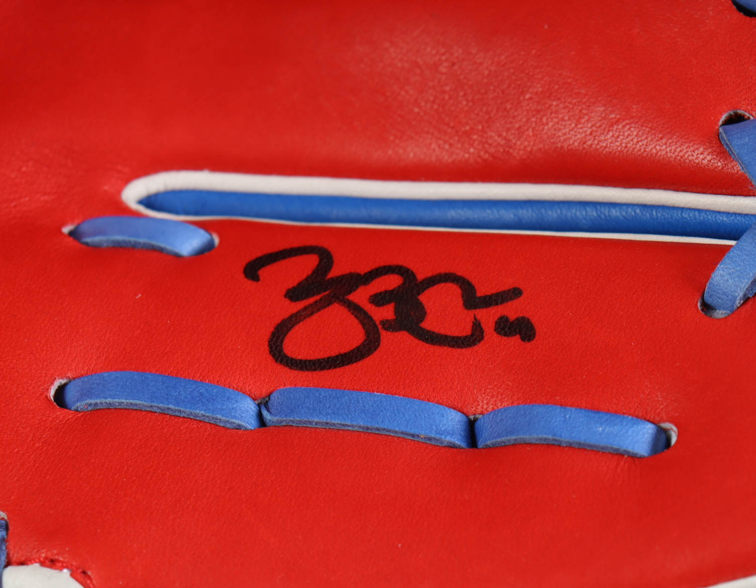 Wilson Player Model Baseball Glove Signed by (5) Yadier Molina, Edwin Diaz, Javier Baez, Jose Molina (JSA) at PristineAuction.com Wilson Player Model Baseball Glove Signed by (5) Yadier Molina, Edwin Diaz, Javier Baez, Jose Molina (JSA) at PristineAuction.com