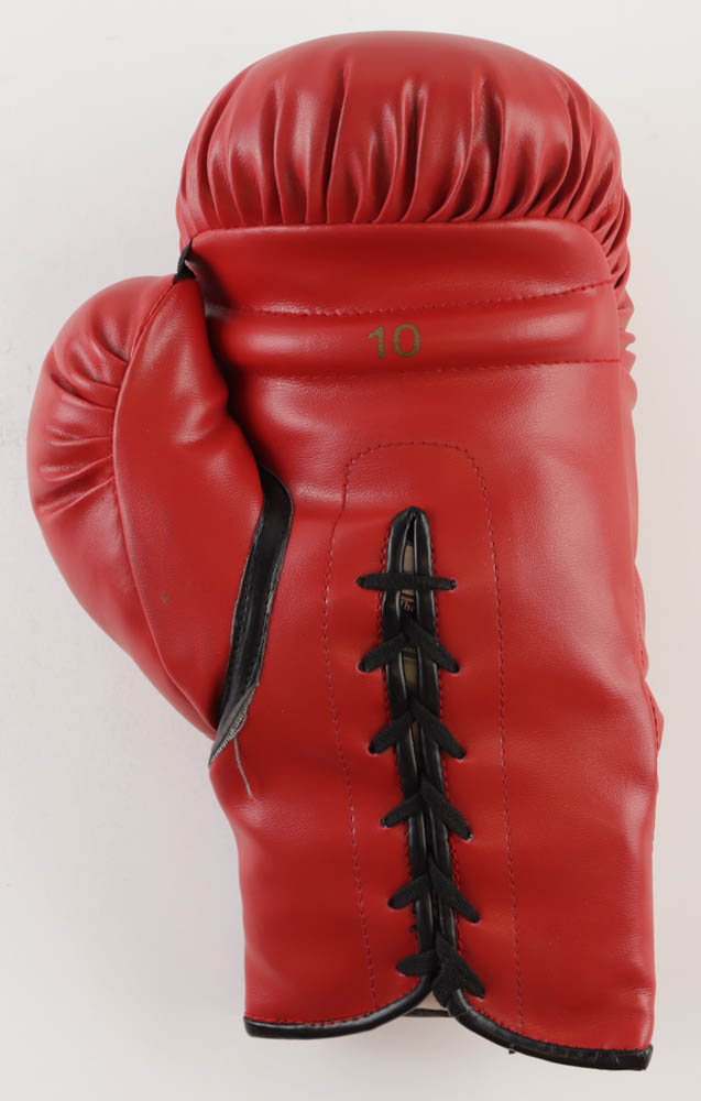Mike Tyson Signed Everlast Wells Fargo Fight Sponsor Boxing Glove (Tyson & JSA) at PristineAuction.com Mike Tyson Signed Everlast Wells Fargo Fight Sponsor Boxing Glove (Tyson & JSA) at PristineAuction.com