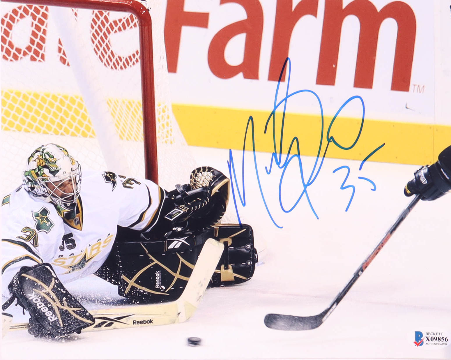 Marty Turco Signed Stars 8x10 Photo (Beckett) at PristineAuction.com Marty Turco Signed Stars 8x10 Photo (Beckett) at PristineAuction.com