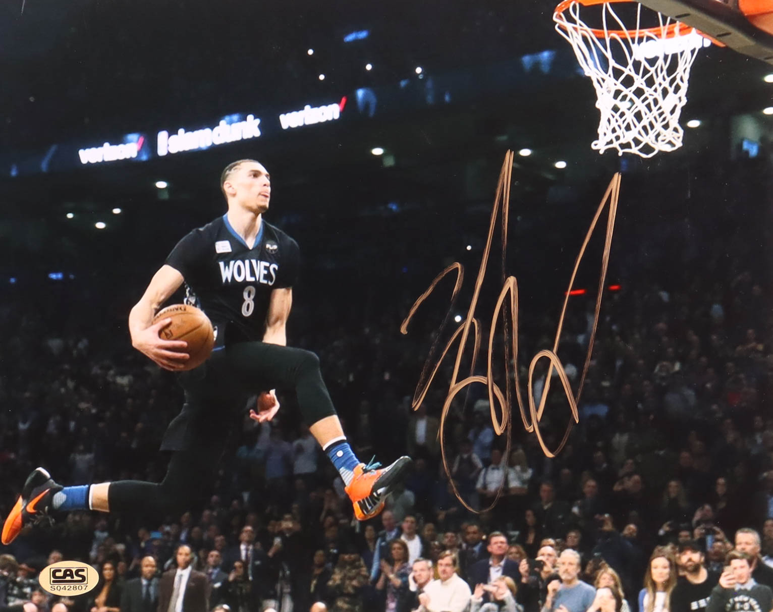 Zach LaVine Signed Timberwolves 8x10 Photo (CAS) at PristineAuction.com Zach LaVine Signed Timberwolves 8x10 Photo (CAS) at PristineAuction.com