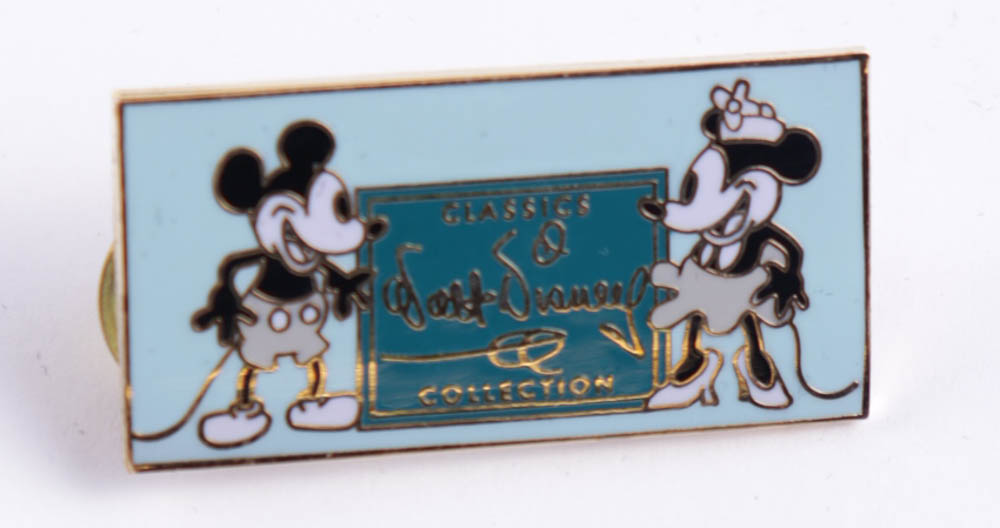 Vintage Walt Disney Mickey Mouse Classics Collection Set of (5) Pins with Original Display Case at PristineAuction.com Vintage Walt Disney Mickey Mouse Classics Collection Set of (5) Pins with Original Display Case at PristineAuction.com
