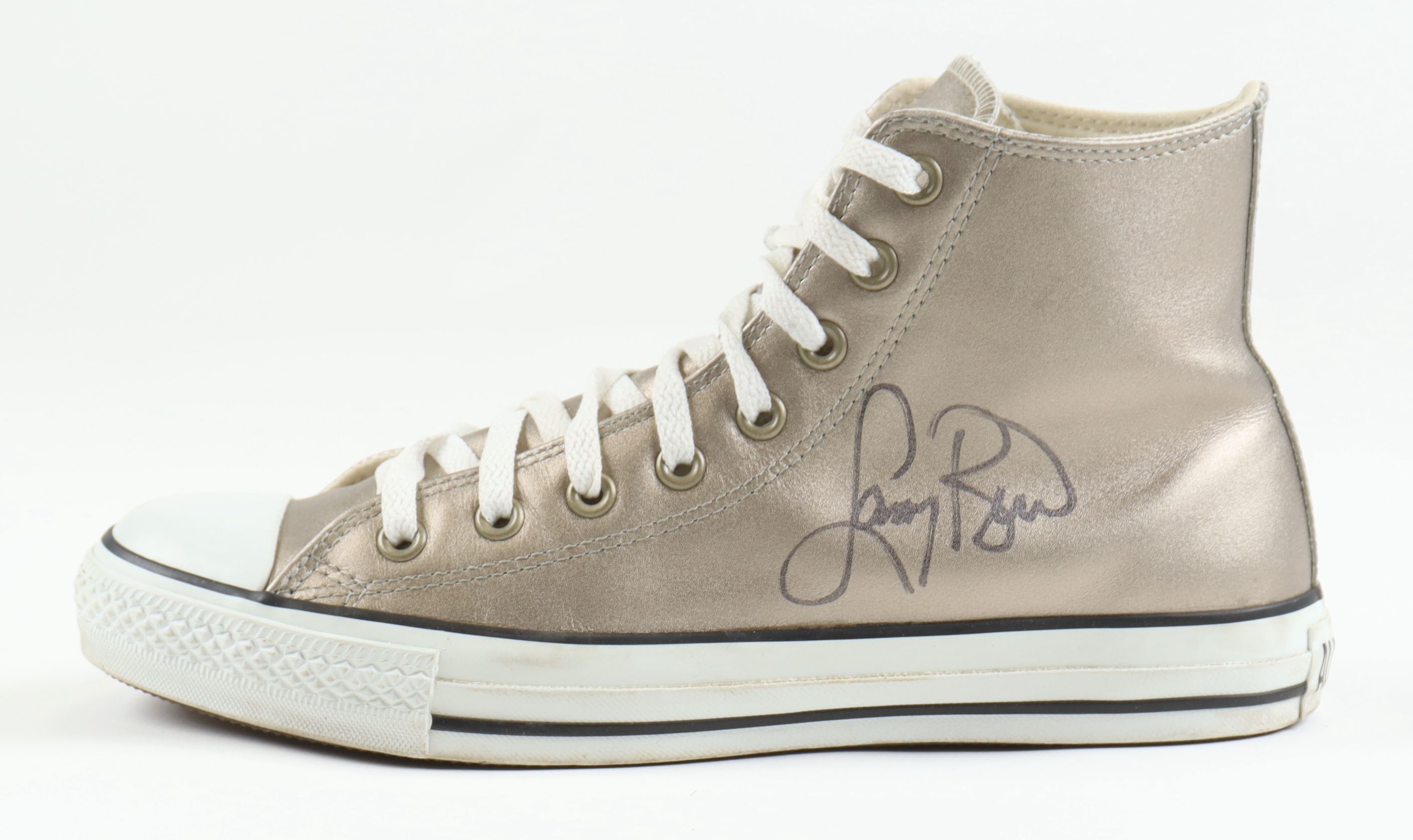Larry Bird Signed Converse Basketball Shoe with Display Case (PSA) at PristineAuction.com Larry Bird Signed Converse Basketball Shoe with Display Case (PSA) at PristineAuction.com