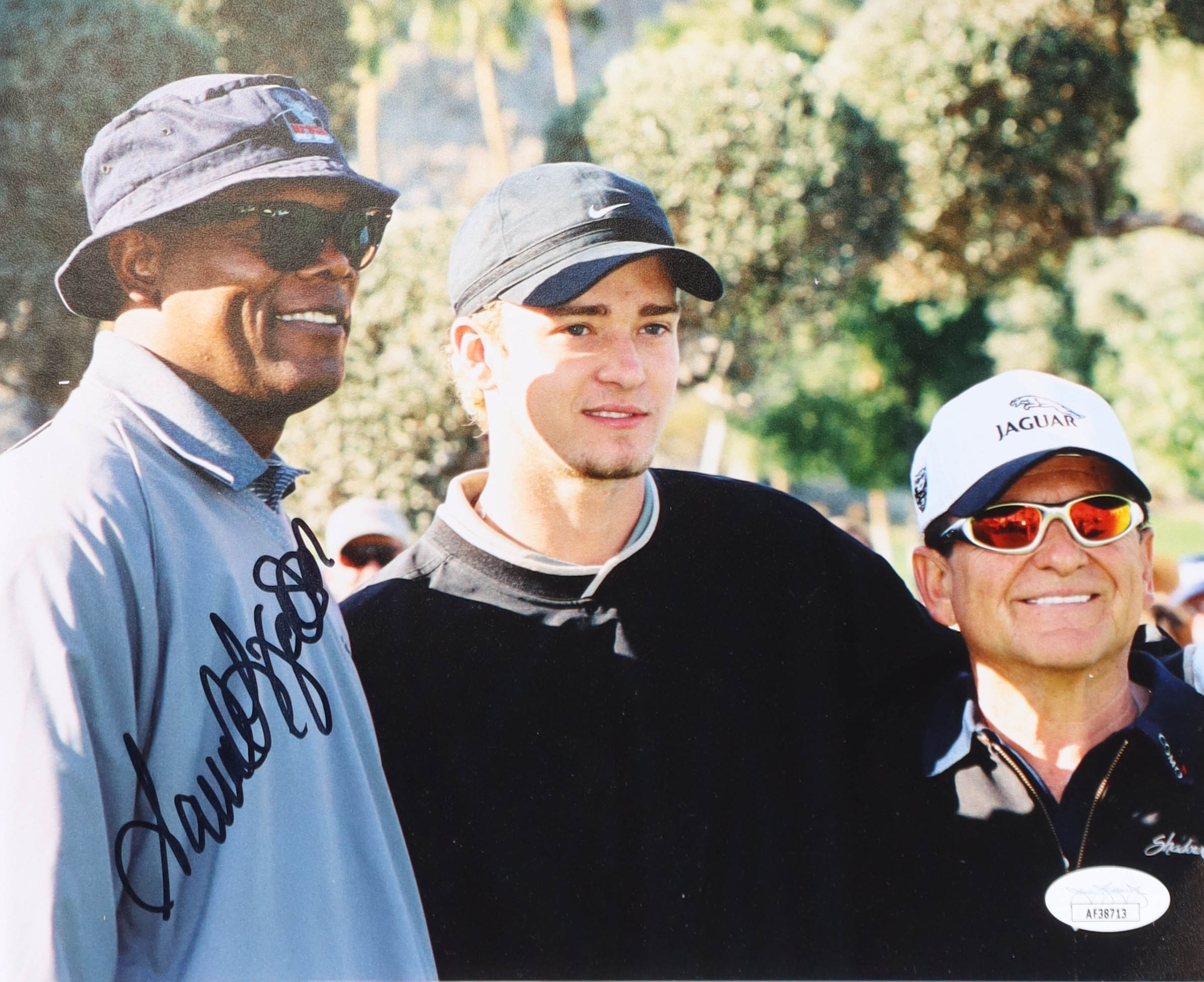 Samuel L. Jackson Signed 8x10 Photo (JSA) at PristineAuction.com Samuel L. Jackson Signed 8x10 Photo (JSA) at PristineAuction.com