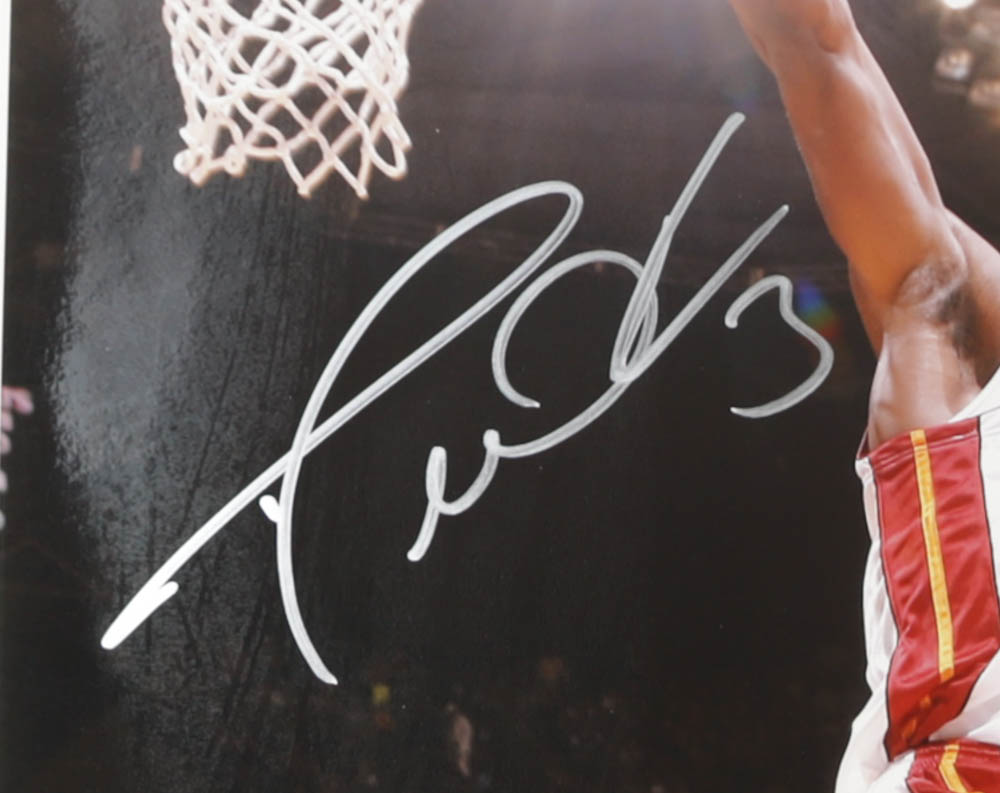 Dwyane Wade Signed Heat 16x20 Photo (JSA) at PristineAuction.com Dwyane Wade Signed Heat 16x20 Photo (JSA) at PristineAuction.com