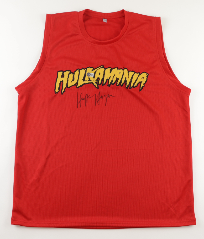 Hulk Hogan Autographed Yellow WWE Hulkamania T-Shirt JSA Stock #228800 - Mill Creek Sports