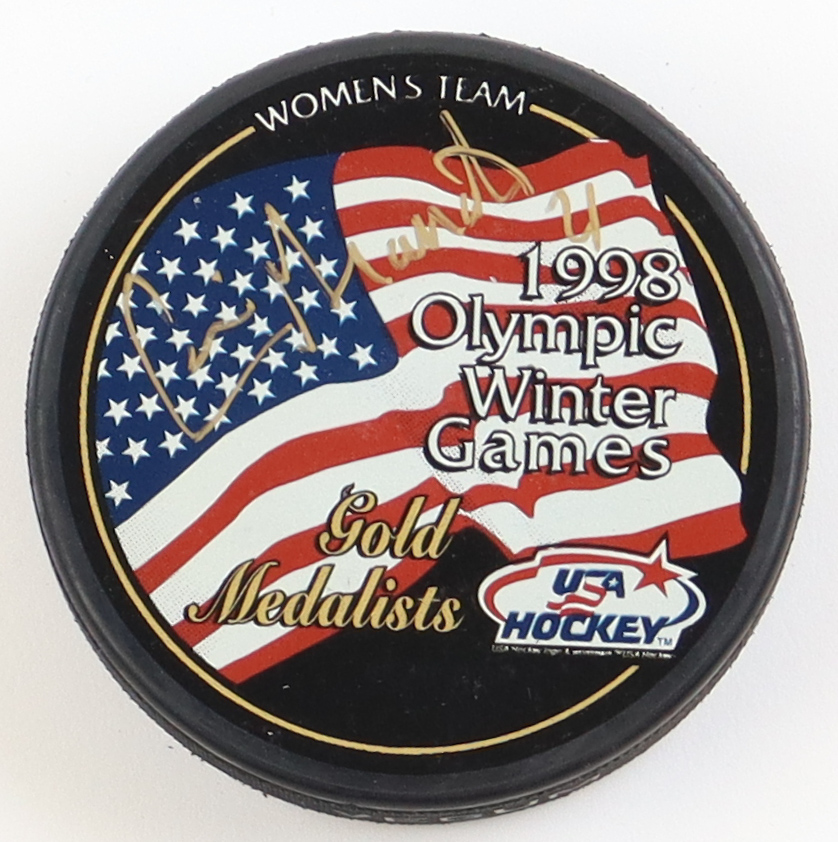 Cammi Granato Signed Team USA 1998 Olympic Winter Games Logo Hockey Puck (Beckett) at PristineAuction.com Cammi Granato Signed Team USA 1998 Olympic Winter Games Logo Hockey Puck (Beckett) at PristineAuction.com