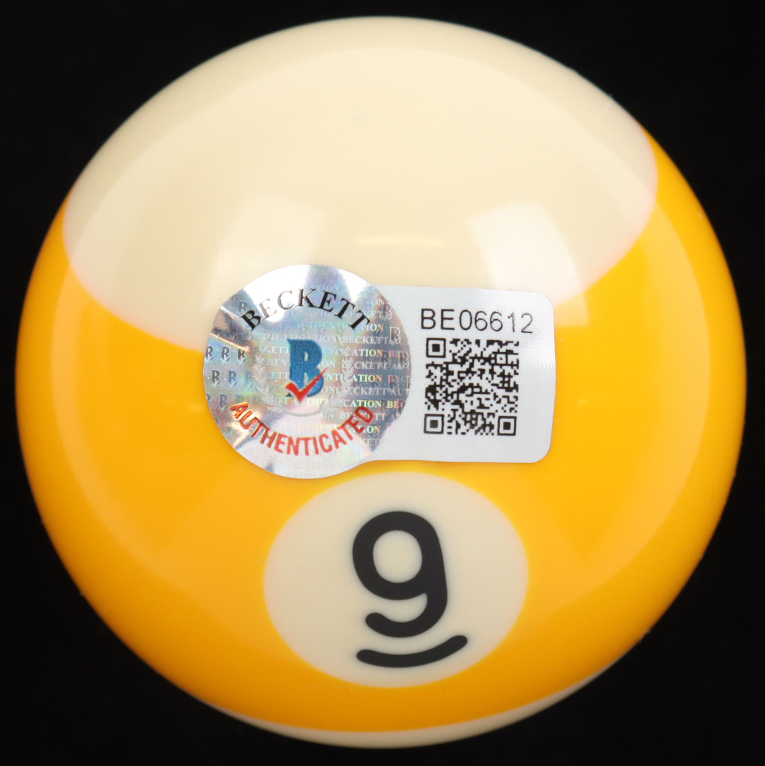 Willie Mosconi Signed #9 Billiard Ball with All Wood Display Case Inscribed "Fats Can't Shine My Shoes" (Beckett) at PristineAuction.com Willie Mosconi Signed #9 Billiard Ball with All Wood Display Case Inscribed "Fats Can't Shine My Shoes" (Beckett) at PristineAuction.com