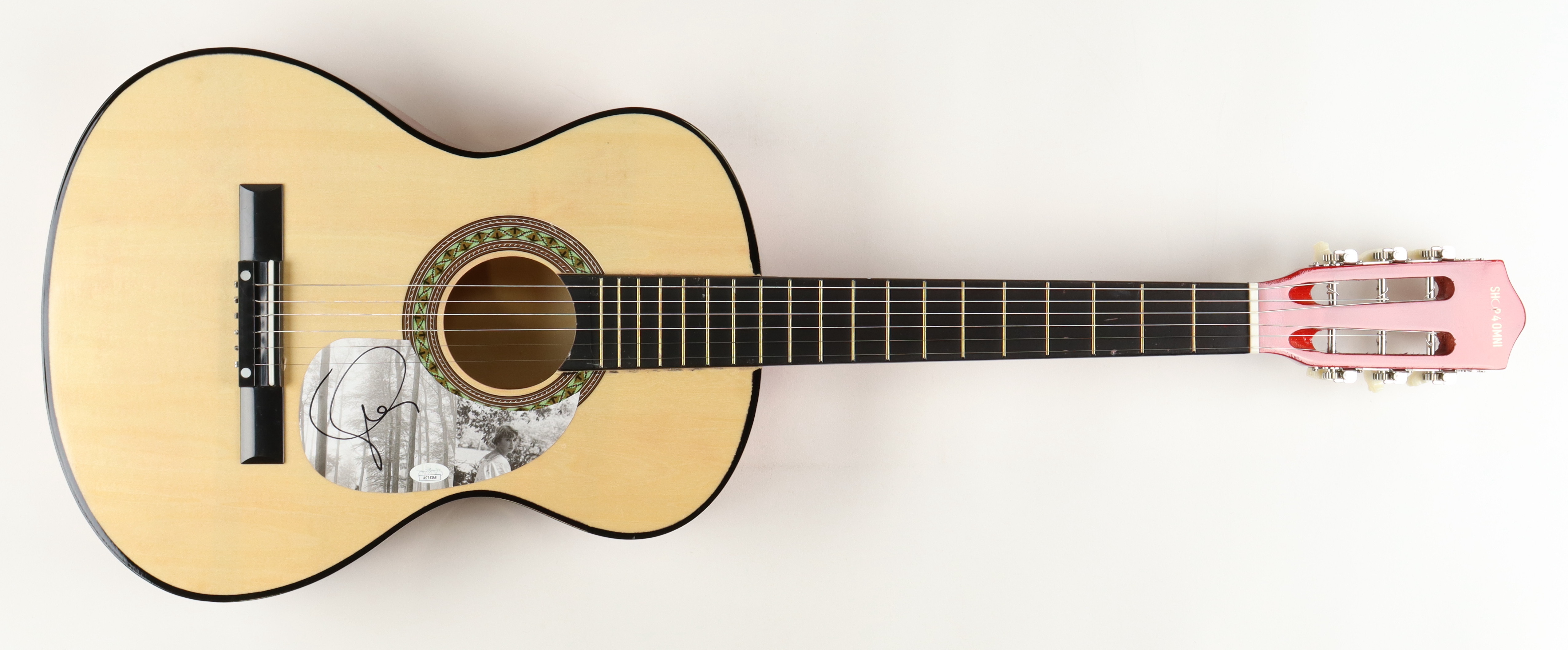 Taylor Swift Signed 38" Acoustic Guitar (JSA) at PristineAuction.com Taylor Swift Signed 38" Acoustic Guitar (JSA) at PristineAuction.com