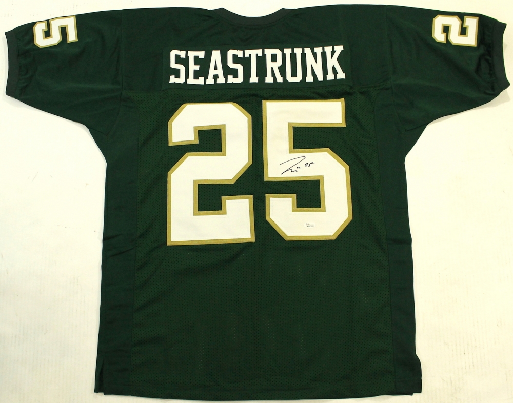 Lache Seastrunk...