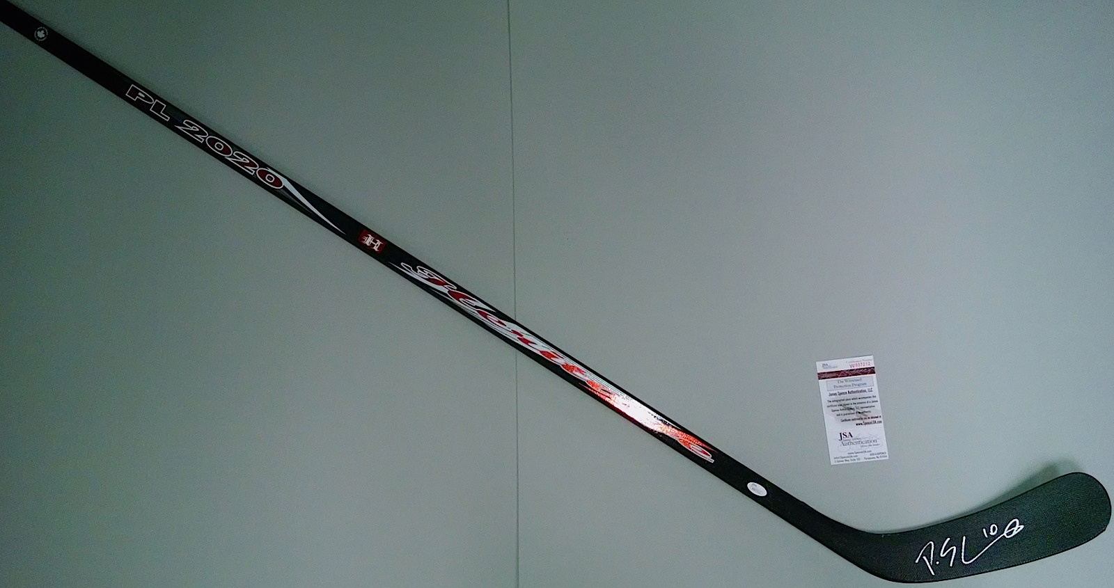 Patrick Sharp Signed Heritage Hockey Stick (JSA COA) at PristineAuction.com Patrick Sharp Signed Heritage Hockey Stick (JSA COA) at PristineAuction.com