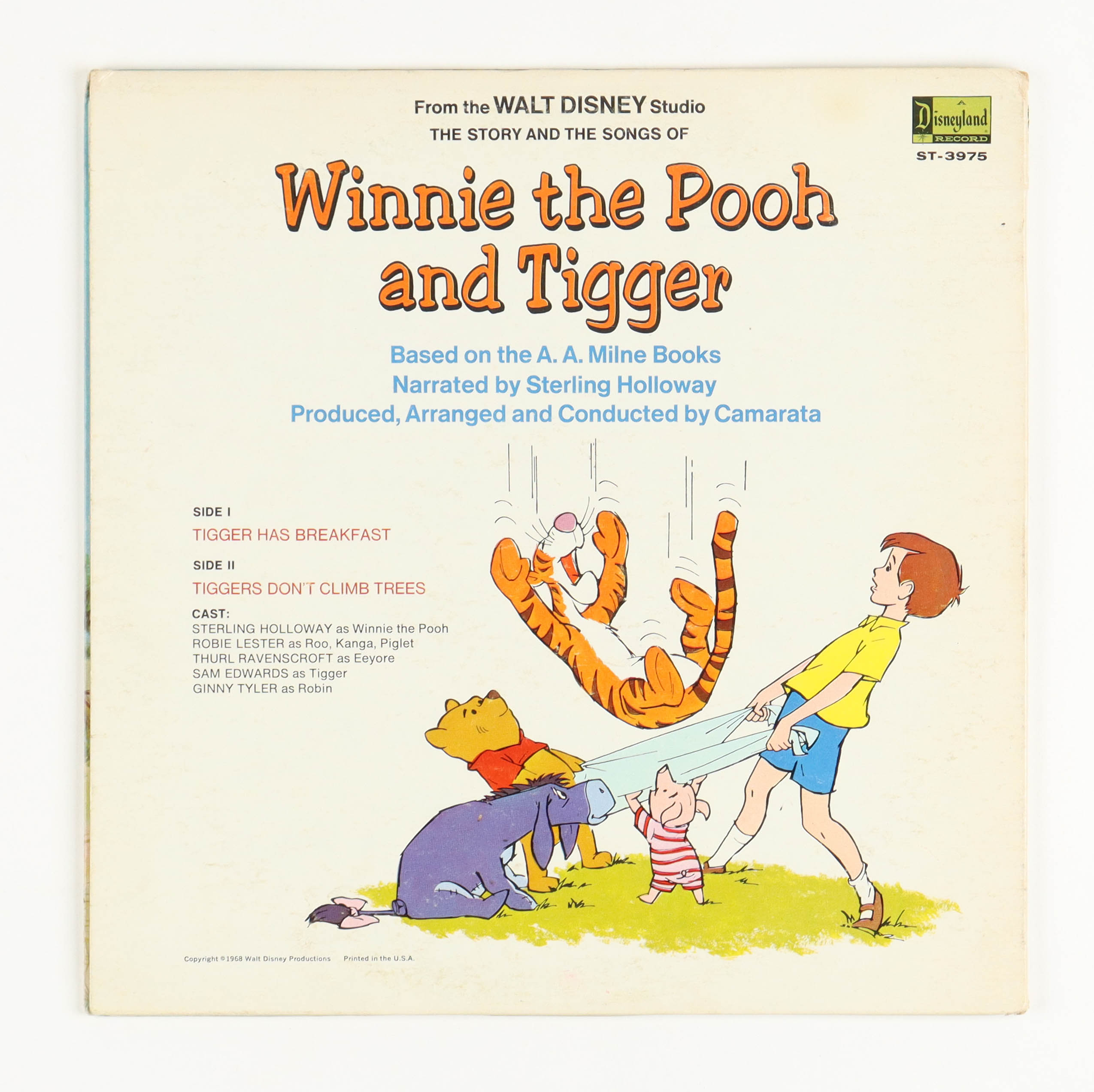 1968 Walt Disney's "Winnie the Pooh and Tigger" Vinyl Record Album at PristineAuction.com 1968 Walt Disney's "Winnie the Pooh and Tigger" Vinyl Record Album at PristineAuction.com