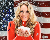 Lindsey Vonn Signed Team USA 8x10 Photo (Beckett) at PristineAuction.com