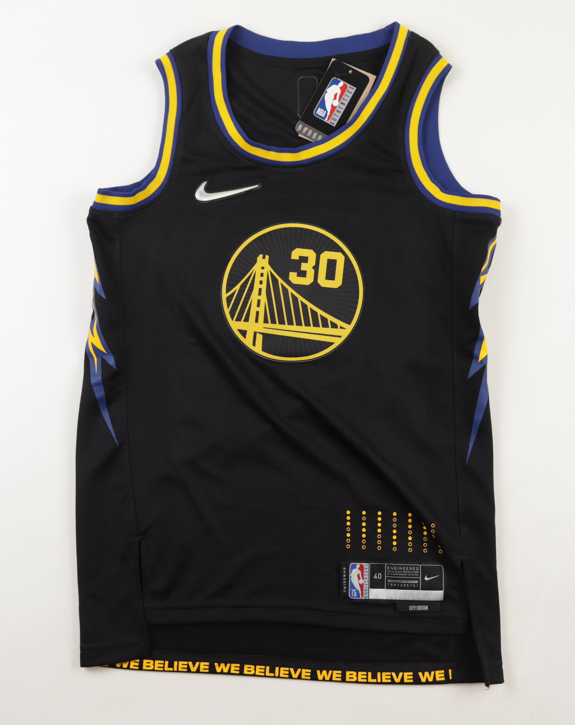 Steph Curry Signed Warriors Jersey (PSA) at PristineAuction.com Steph Curry Signed Warriors Jersey (PSA) at PristineAuction.com