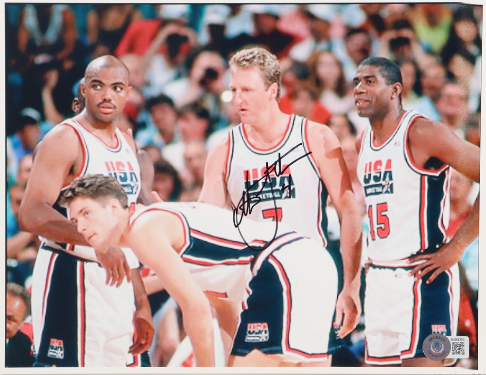 Christian Laettner Signed Team USA 8x10 Photo (Beckett) at PristineAuction.com Christian Laettner Signed Team USA 8x10 Photo (Beckett) at PristineAuction.com