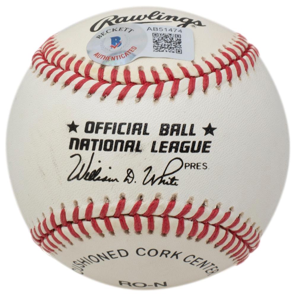 Barry Bonds & Bobby Bonds Signed ONL Baseball (Beckett) at PristineAuction.com Barry Bonds & Bobby Bonds Signed ONL Baseball (Beckett) at PristineAuction.com