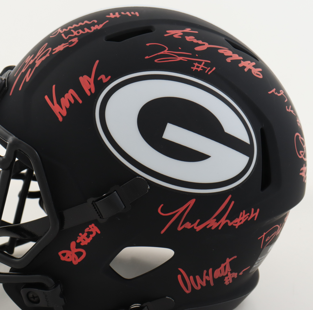 2021 Georgia Bulldogs Full-Size Eclipse Alternate Speed Helmet Team-Signed by (24) with Stetson Bennett, George Pickens, Zamir White, Lewis Cine (Beckett) at PristineAuction.com 2021 Georgia Bulldogs Full-Size Eclipse Alternate Speed Helmet Team-Signed by (24) with Stetson Bennett, George Pickens, Zamir White, Lewis Cine (Beckett) at PristineAuction.com