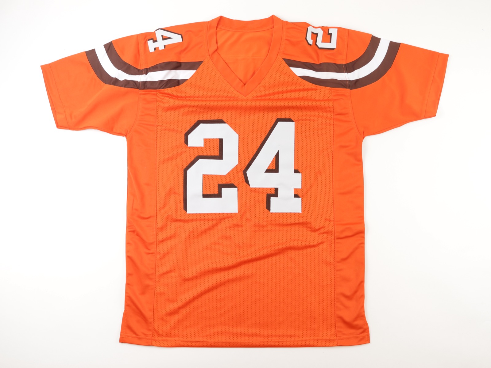 Nick Chubb Signed Jersey (Beckett) at PristineAuction.com Nick Chubb Signed Jersey (Beckett) at PristineAuction.com