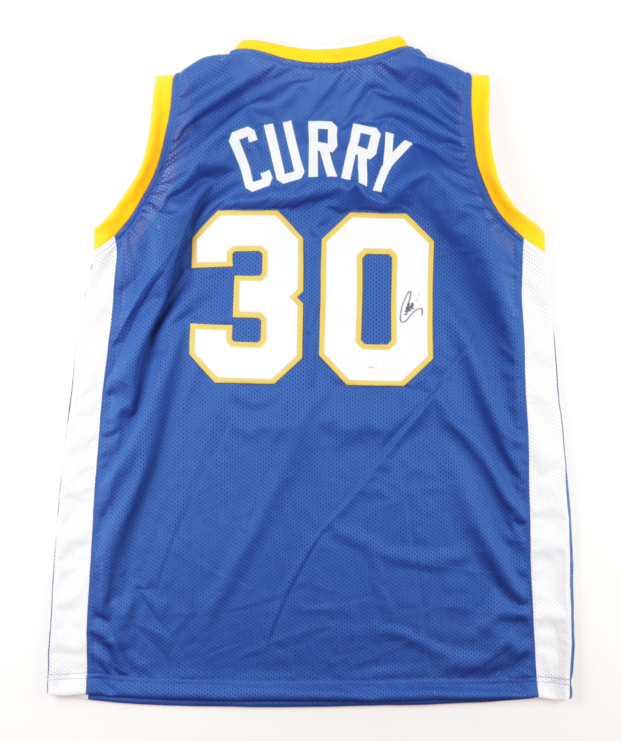 Stephen Curry Signed Jersey (JSA) at PristineAuction.com Stephen Curry Signed Jersey (JSA) at PristineAuction.com
