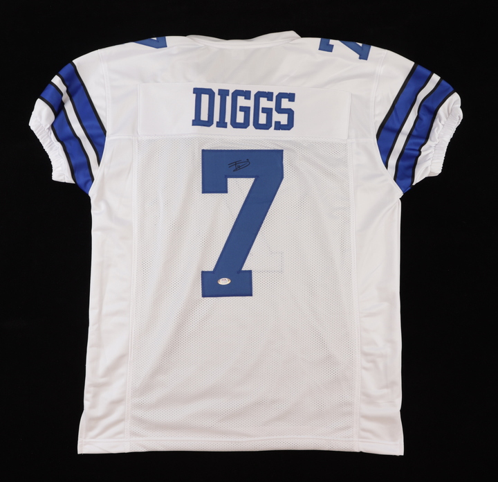 Trevon Diggs Signed Jersey (PSA) at PristineAuction.com Trevon Diggs Signed Jersey (PSA) at PristineAuction.com