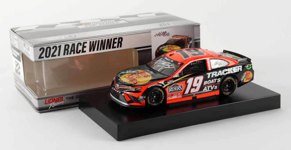 Martin Truex Jr. Signed 2021 NASCAR #19 Bass Pro Shops Phoenix Win - 1:24 Premium Action Diecast Car at PristineAuction.com Martin Truex Jr. Signed 2021 NASCAR #19 Bass Pro Shops Phoenix Win - 1:24 Premium Action Diecast Car at PristineAuction.com