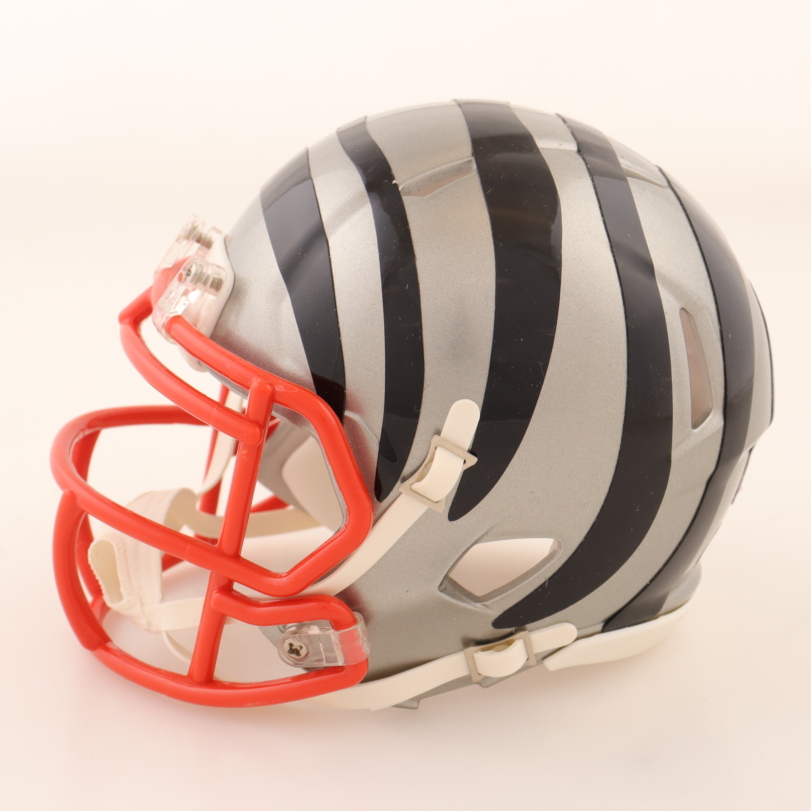 Chad "Ochocinco" Johnson Signed Bengals Flash Alternate Speed Mini Helmet (PSA) at PristineAuction.com Chad "Ochocinco" Johnson Signed Bengals Flash Alternate Speed Mini Helmet (PSA) at PristineAuction.com