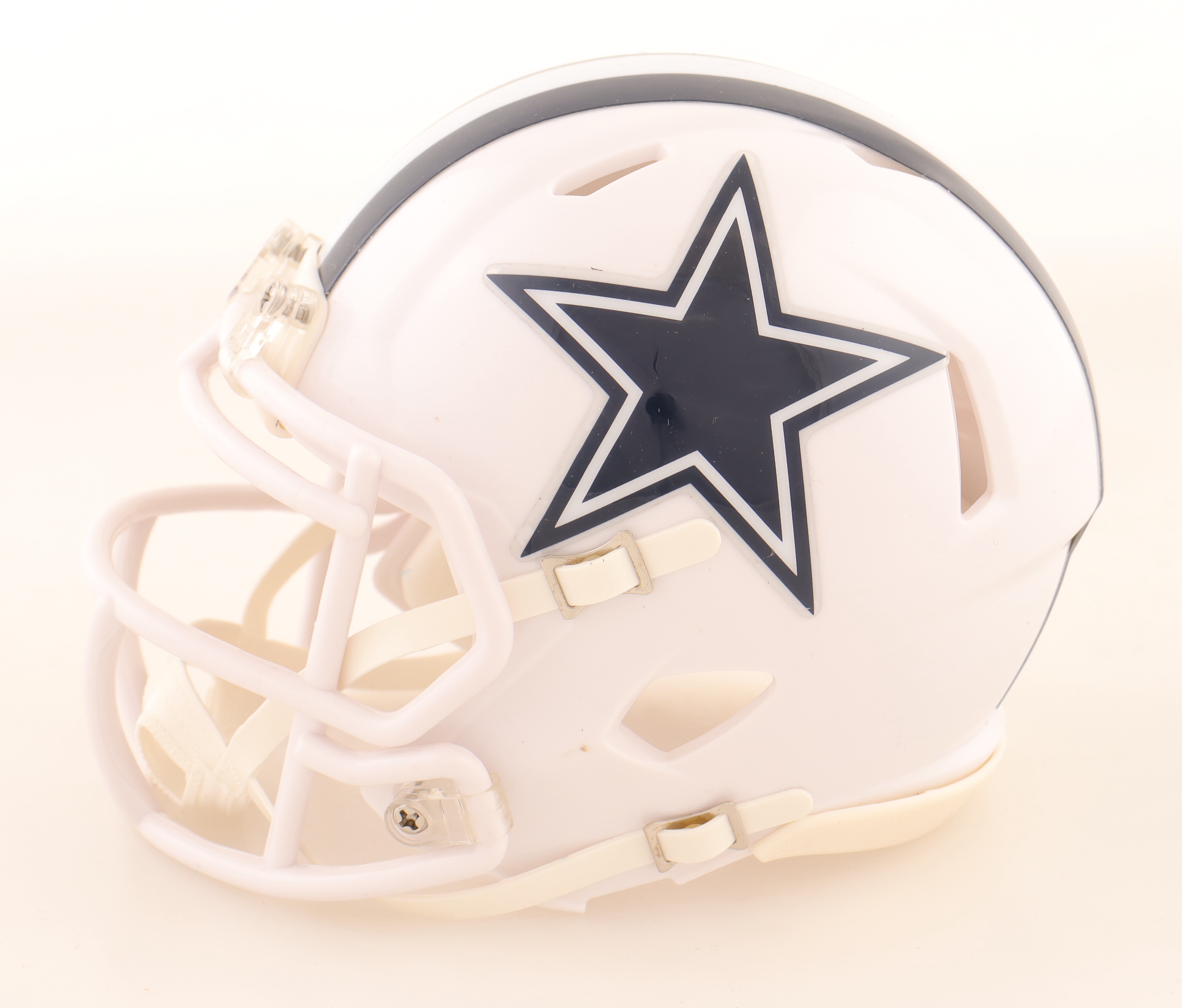 Trevon Diggs Signed Cowboys Speed Mini Helmet (Beckett) at PristineAuction.com Trevon Diggs Signed Cowboys Speed Mini Helmet (Beckett) at PristineAuction.com