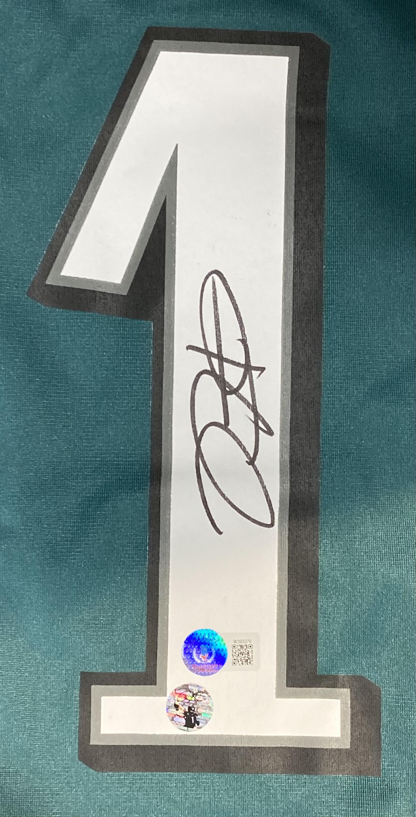 Jalen Hurts Signed Eagles Nike Jersey (Beckett & Hurts) at PristineAuction.com Jalen Hurts Signed Eagles Nike Jersey (Beckett & Hurts) at PristineAuction.com