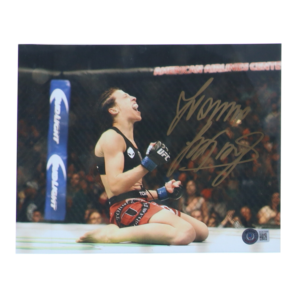 Joanna Jedrzejczyk Signed UFC 8x10 Photo (Beckett) | Pristine Auction