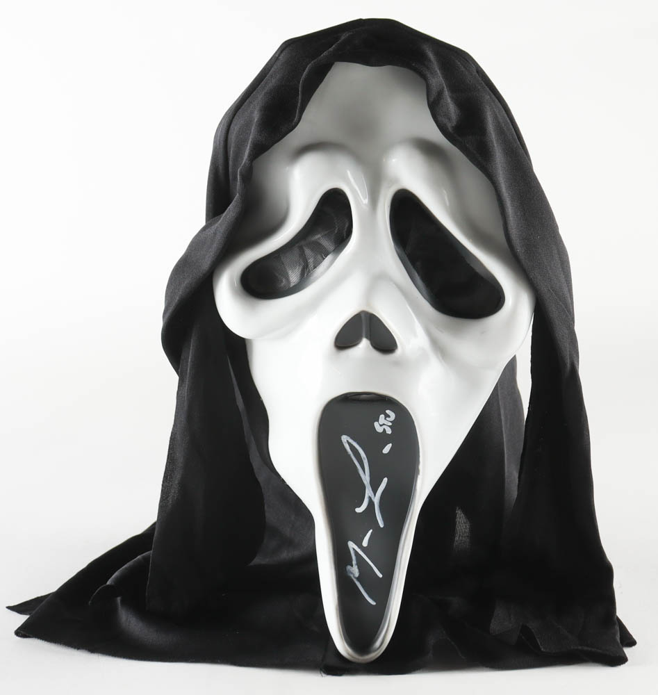Matthew Lillard Signed "Scream" Ghostface Mask Inscribed "Stu" (JSA) at PristineAuction.com Matthew Lillard Signed "Scream" Ghostface Mask Inscribed "Stu" (JSA) at PristineAuction.com