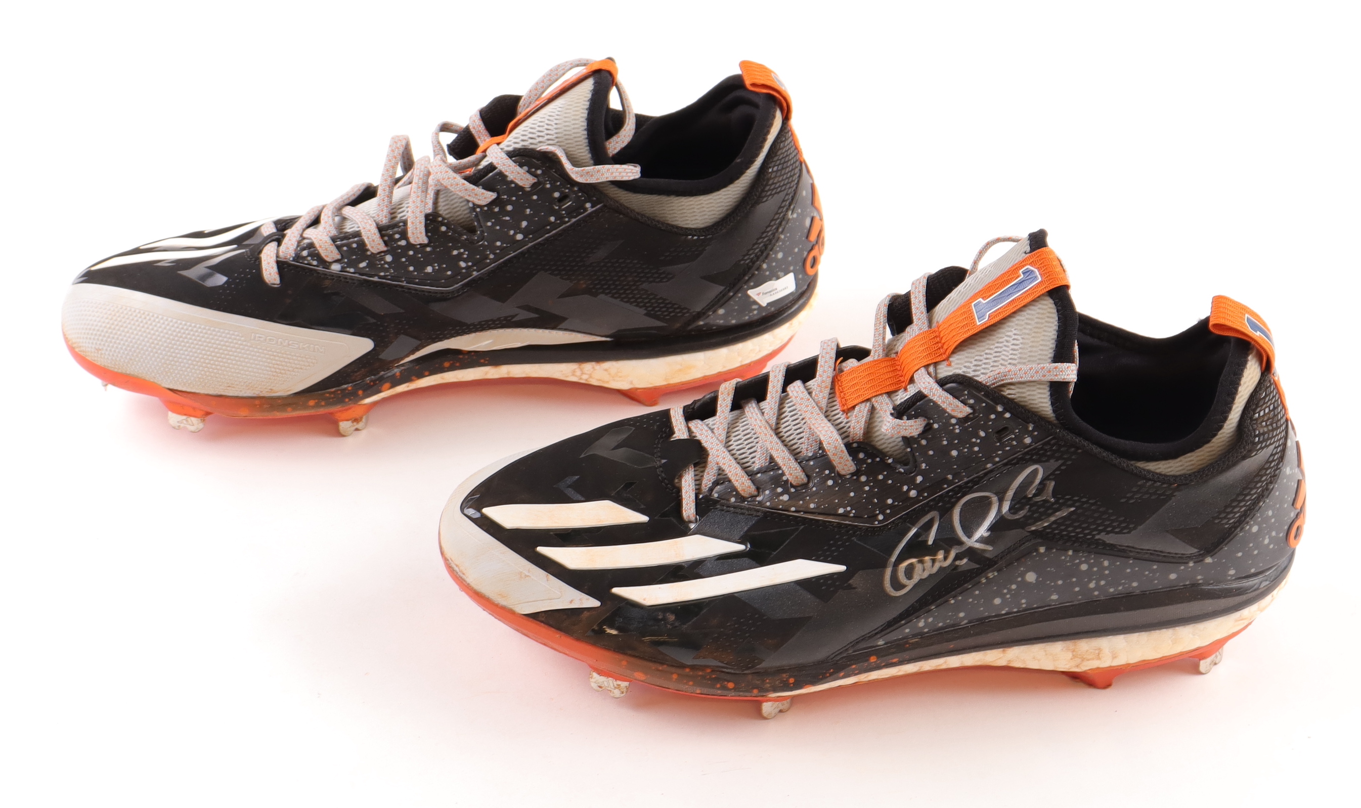 Carlos Correa Twice-Signed Game-Used Pair of Baseball Cleats  display picture 2