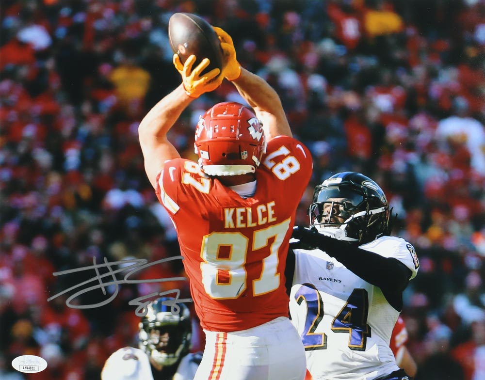 Travis Kelce Signed Chiefs 11x14 Photo (JSA) at PristineAuction.com Travis Kelce Signed Chiefs 11x14 Photo (JSA) at PristineAuction.com