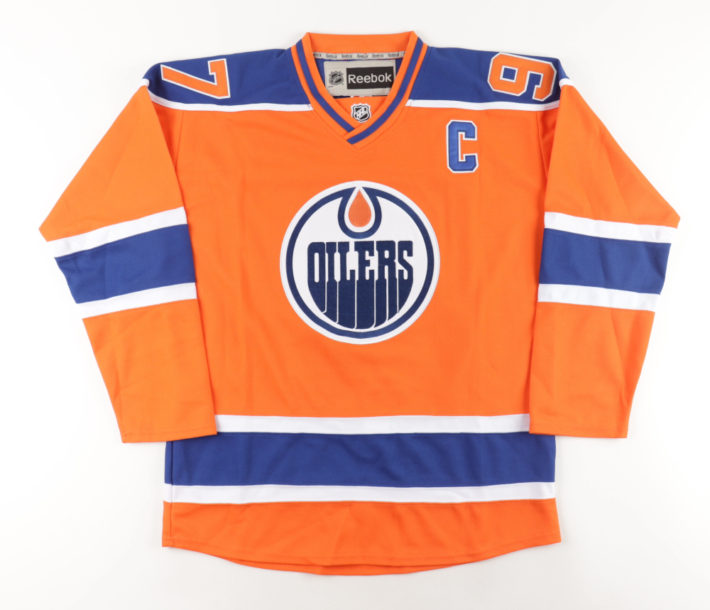 Connor McDavid Signed Oilers Jersey (JSA LOA) Pristine Auction