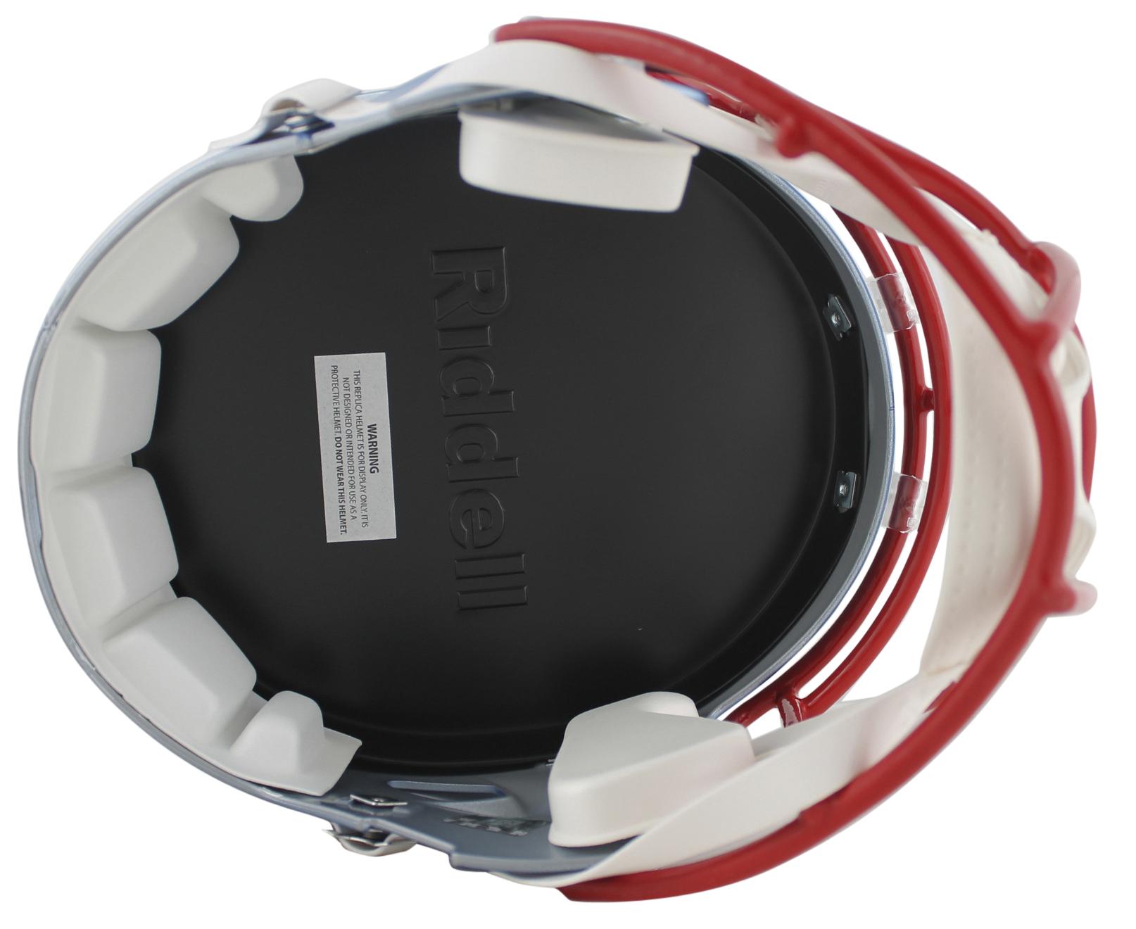 Chris Johnson Signed Titans Full-Size Flash Alternate Speed Helmet (Beckett) at PristineAuction.com Chris Johnson Signed Titans Full-Size Flash Alternate Speed Helmet (Beckett) at PristineAuction.com