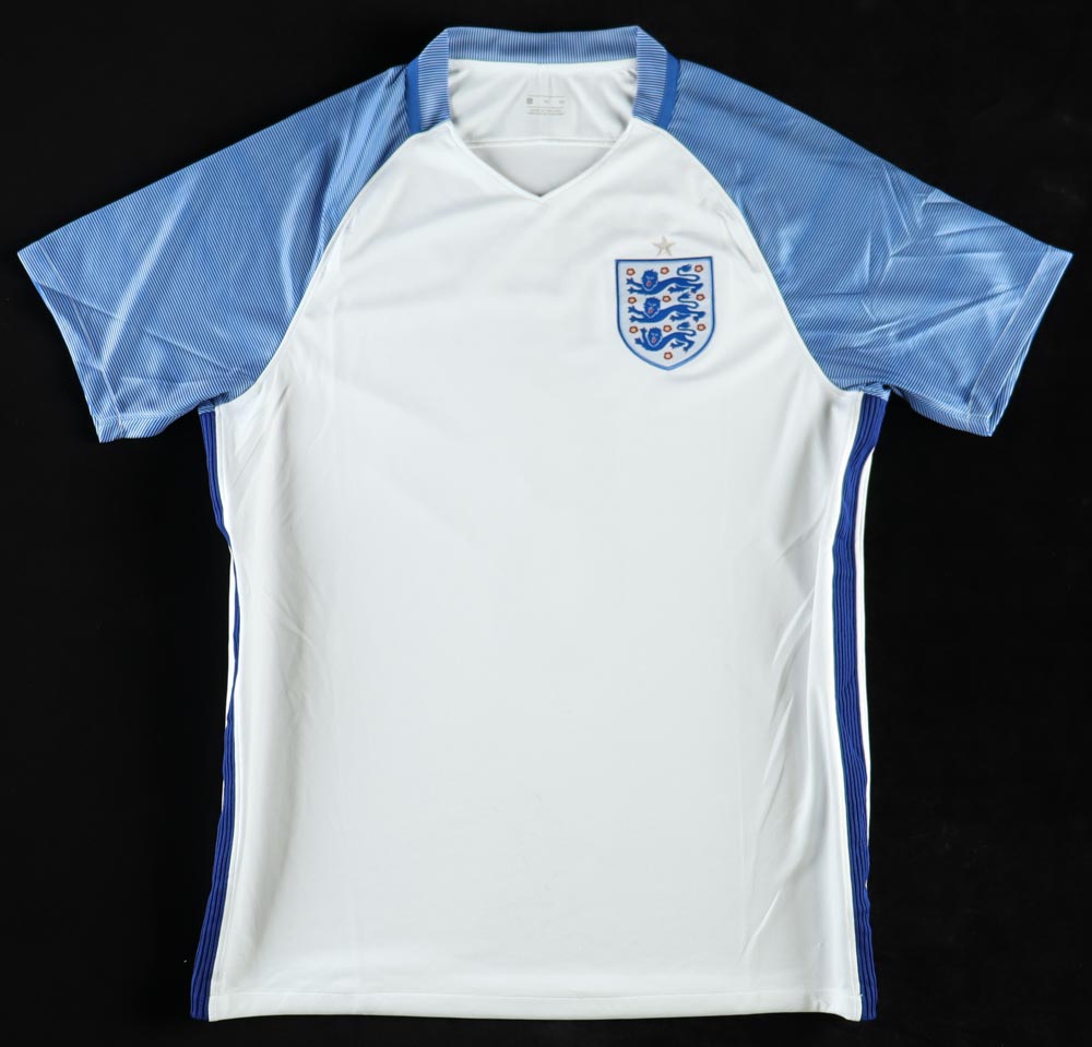 Harry Maguire Signed Jersey (Beckett) at PristineAuction.com Harry Maguire Signed Jersey (Beckett) at PristineAuction.com