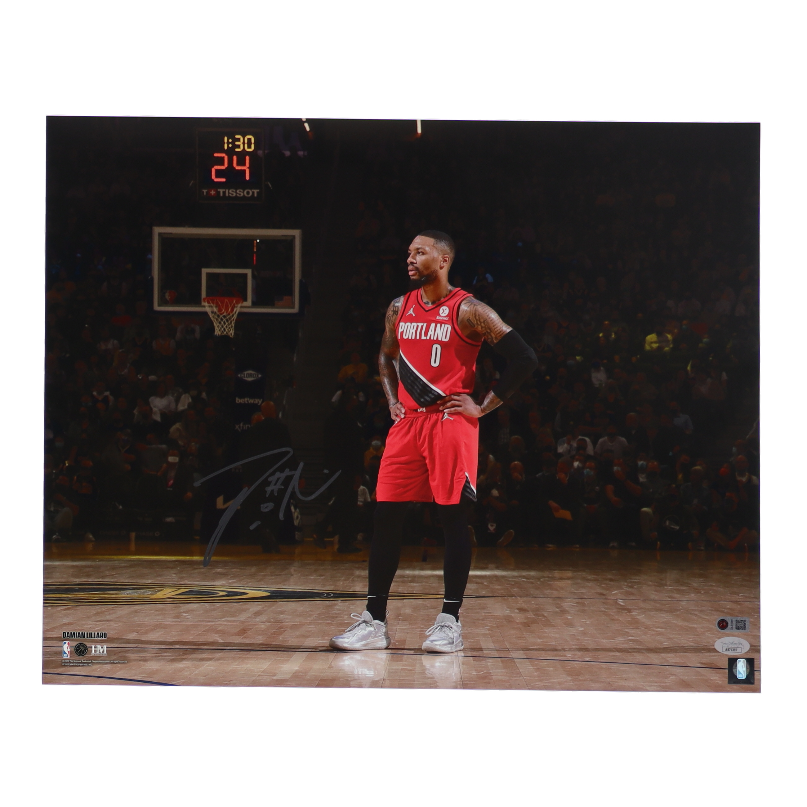 Damian Lillard Signed Trail Blazers 16x20 Photo (JSA & Lillard) at PristineAuction.com Damian Lillard Signed Trail Blazers 16x20 Photo (JSA & Lillard) at PristineAuction.com