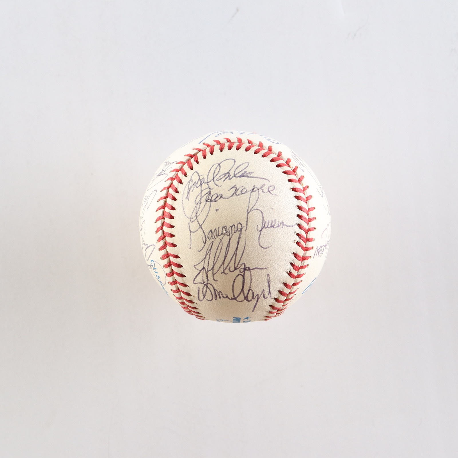 1996 Yankees OAL Baseball Signed by (22) with Derek Jeter, Mariano Rivera, Andy Pettitte, Bernie Williams Inscribed "1996 World Champs" with Display Case (PSA) at PristineAuction.com 1996 Yankees OAL Baseball Signed by (22) with Derek Jeter, Mariano Rivera, Andy Pettitte, Bernie Williams Inscribed "1996 World Champs" with Display Case (PSA) at PristineAuction.com