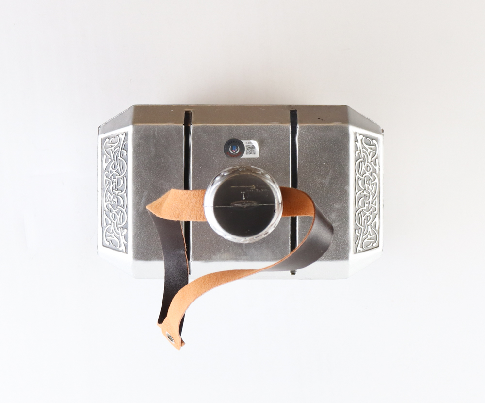 Chris Hemsworth Signed "Thor" Mjolnir Hammer (Beckett) at PristineAuction.com Chris Hemsworth Signed "Thor" Mjolnir Hammer (Beckett) at PristineAuction.com