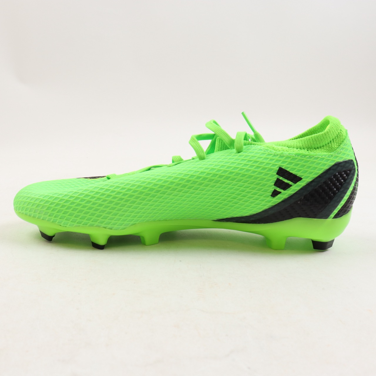 Lionel Messi Signed Adidas Soccer Cleat Inscribed "100" (Beckett) at PristineAuction.com Lionel Messi Signed Adidas Soccer Cleat Inscribed "100" (Beckett) at PristineAuction.com